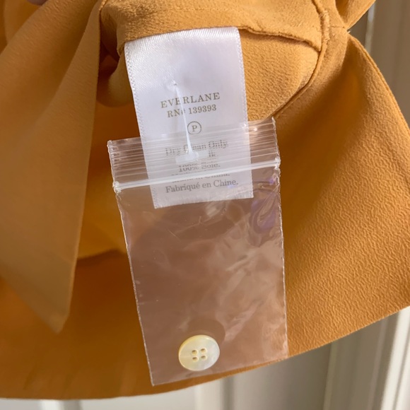 Clean Silk Short Sleeve Notch shirt, size 8. NWOT. - Picture 11 of 12